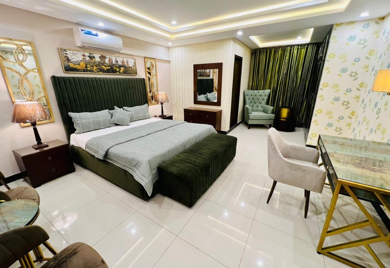 Burj Al Bahria Town Luxury Suites ラホール エクステリア 写真