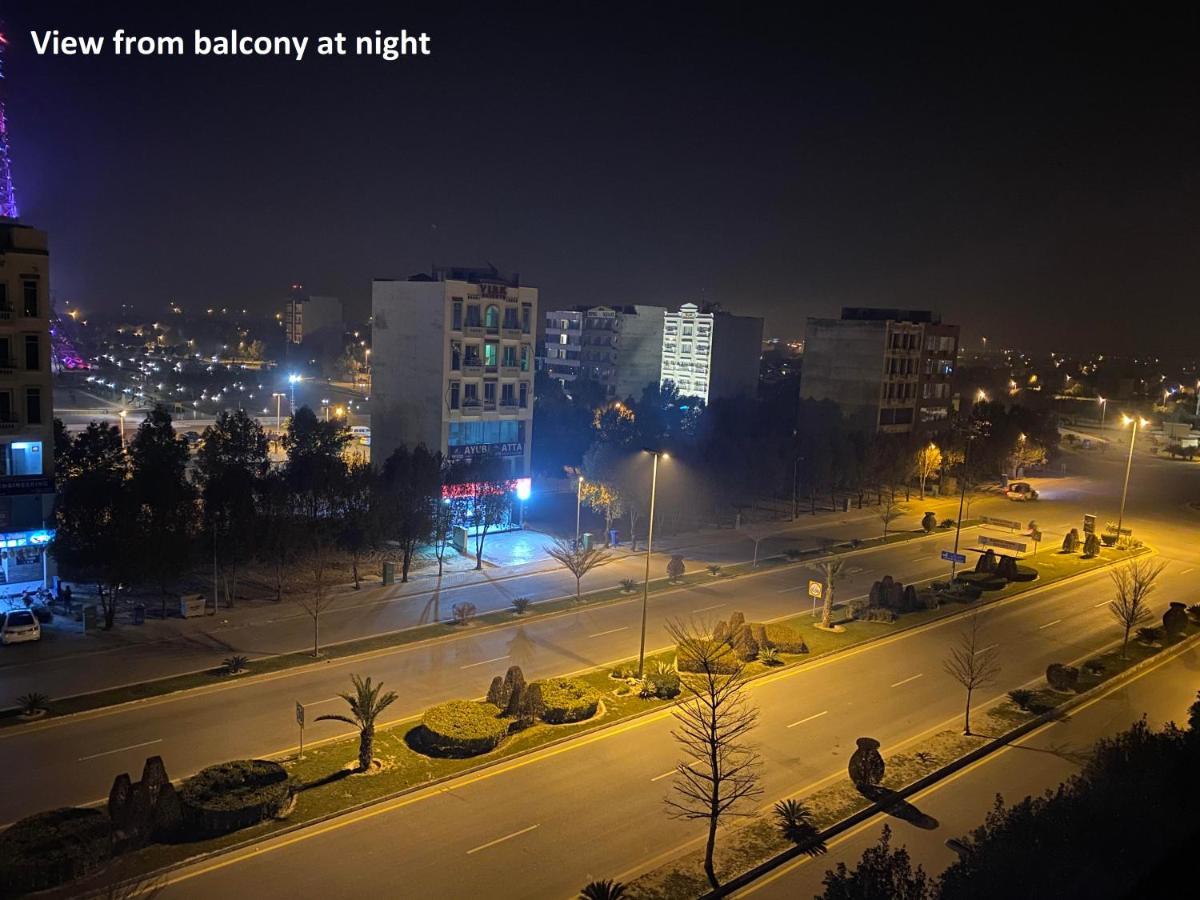 Burj Al Bahria Town Luxury Suites ラホール エクステリア 写真